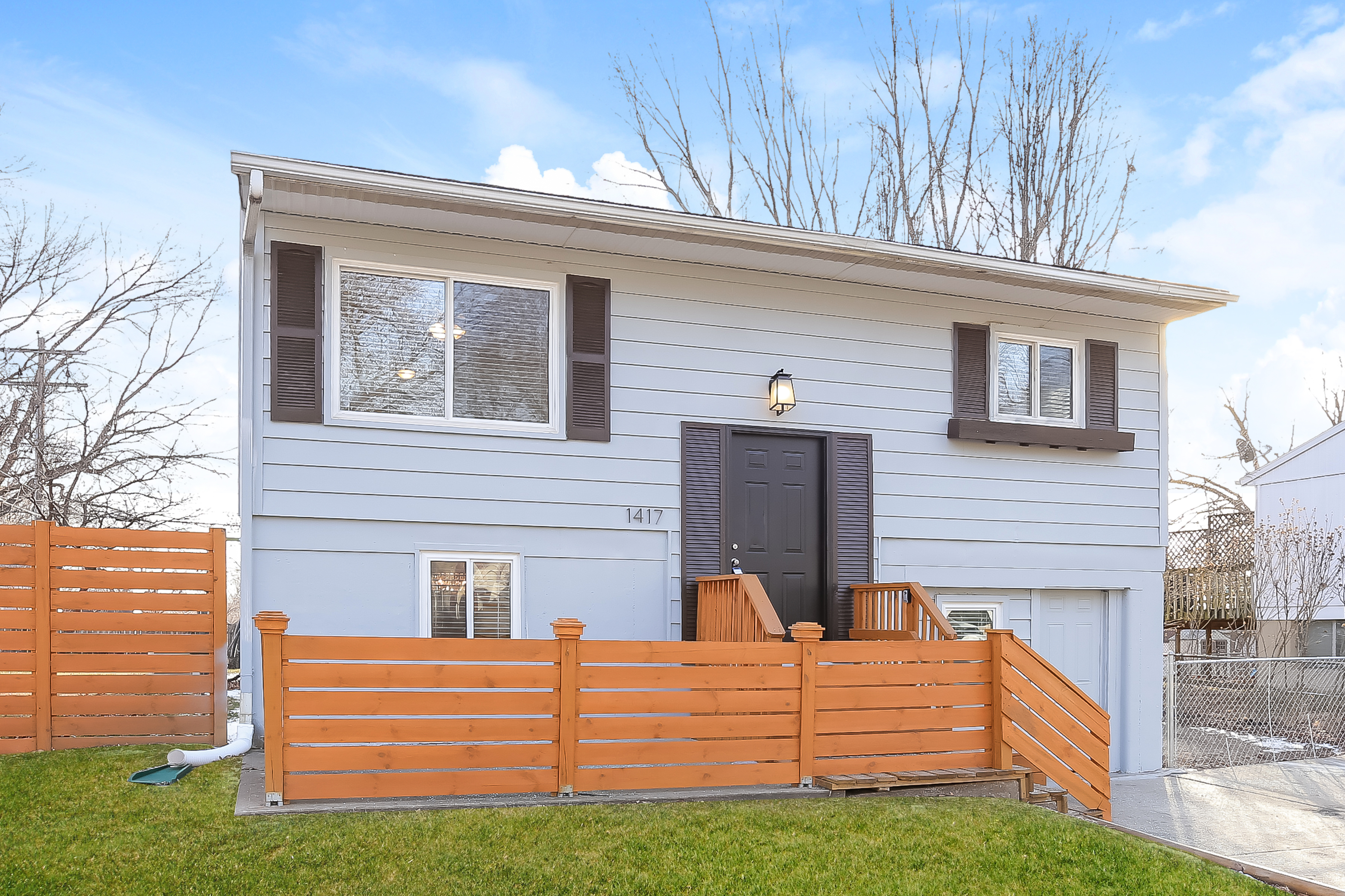 1417 OSAGE TRAIL N STREET INDEPENDENCE, MO 64058